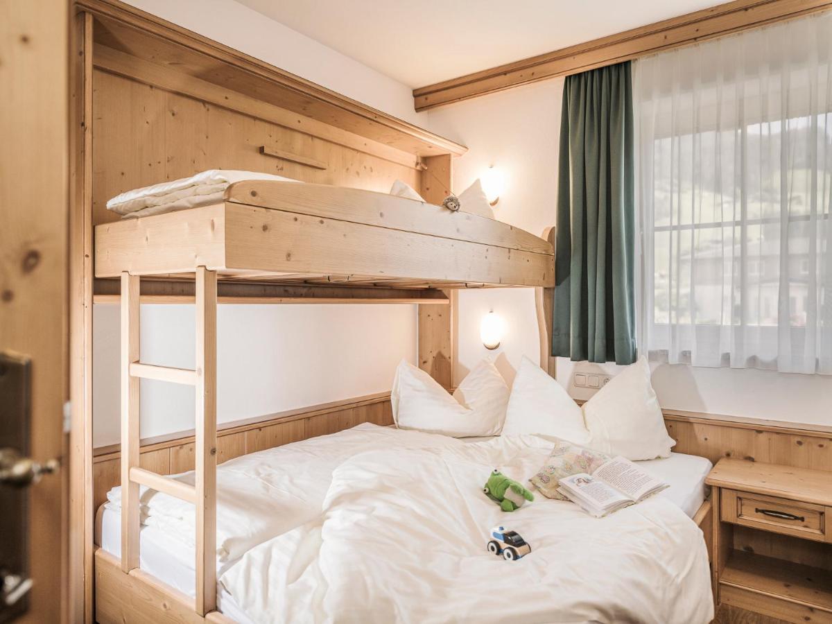 Kinderbauernhof Scharrerhof Hollersbach im Pinzgau Bagian luar foto