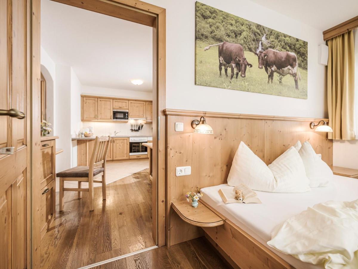 Kinderbauernhof Scharrerhof Hollersbach im Pinzgau Bagian luar foto
