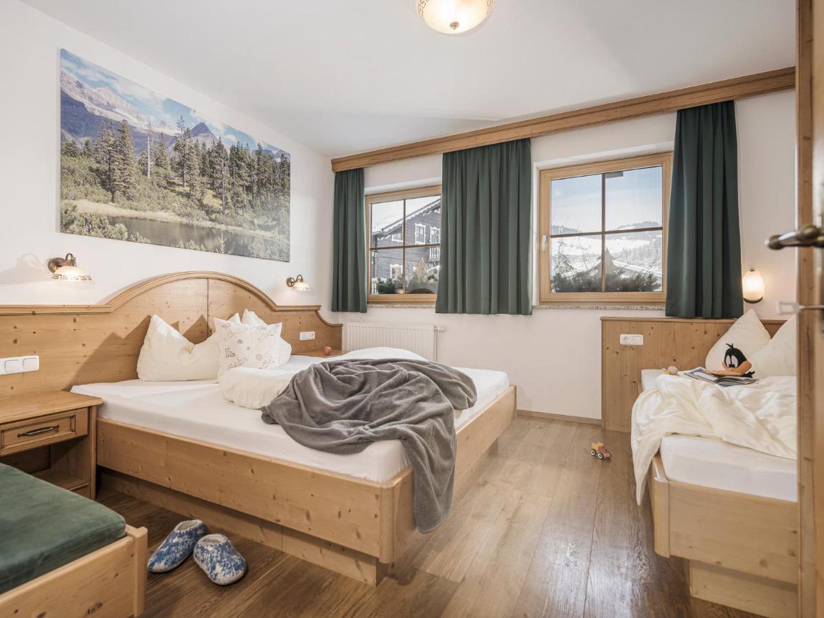 Kinderbauernhof Scharrerhof Hollersbach im Pinzgau Bagian luar foto
