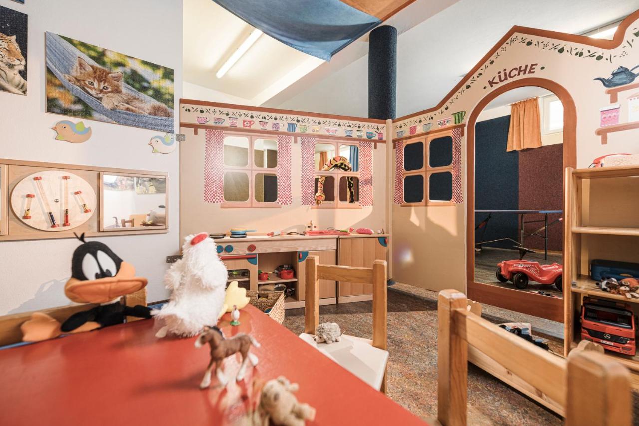 Kinderbauernhof Scharrerhof Hollersbach im Pinzgau Bagian luar foto
